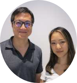 ベンジャミン・ウォンさん(左) 吉田 史子さん(右)